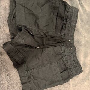 Black Cabo Linen Shorts